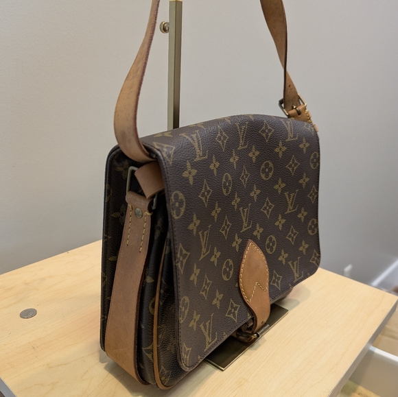 Louis Vuitton Cartouchiere GM - Picture 2 of 9